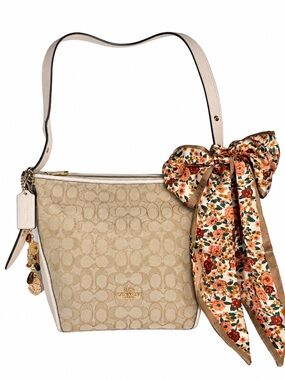COACH Dufflette in Signature Khaki Jacquard – Style 25697